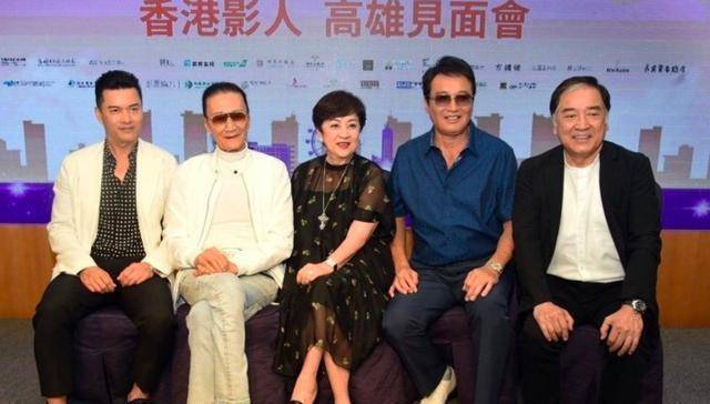 李行曾经给予了甄珍很高的评价,他认为甄珍的天赋很好,无论是可爱的