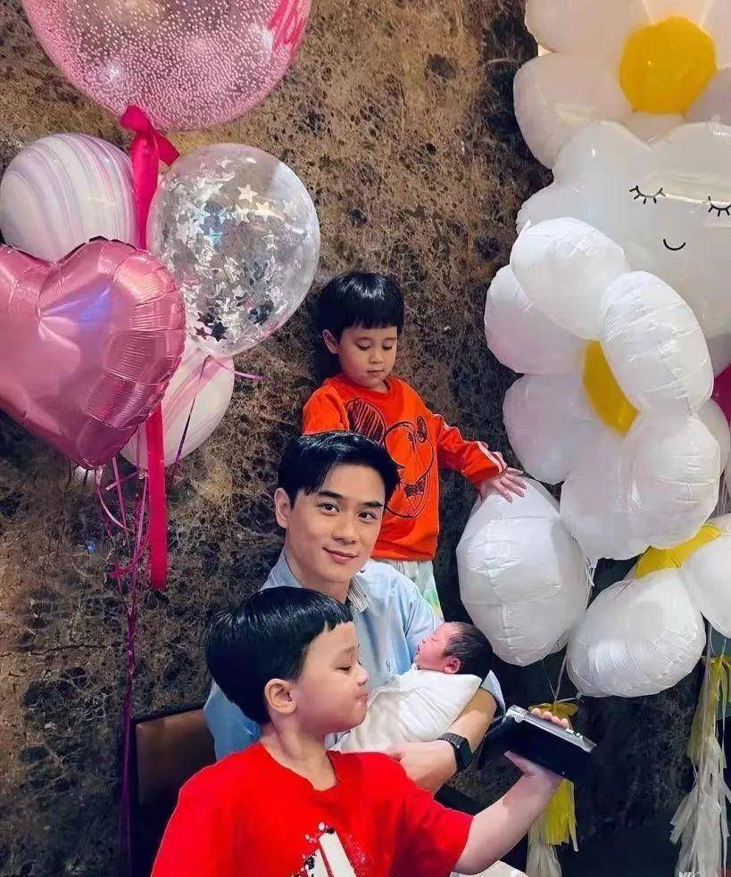 "abigail"用作名字时,可以缩写为abby,abbey,gail和gela.