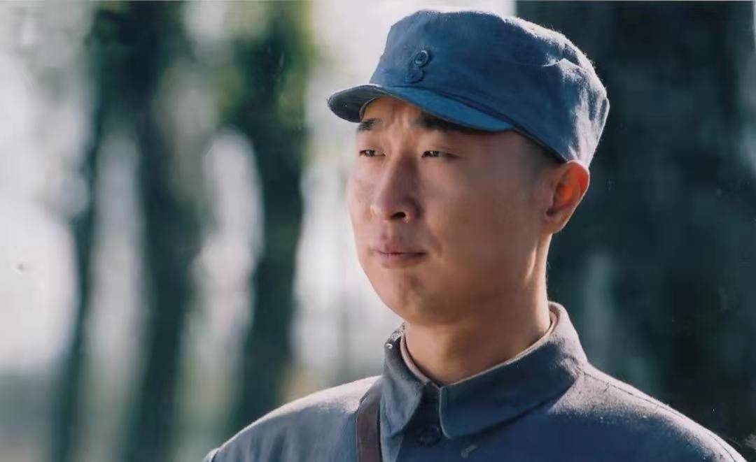 林永健压力大窗户当厕所,一顿宵夜娶"军花",待岳父母如亲爹娘_周冬齐