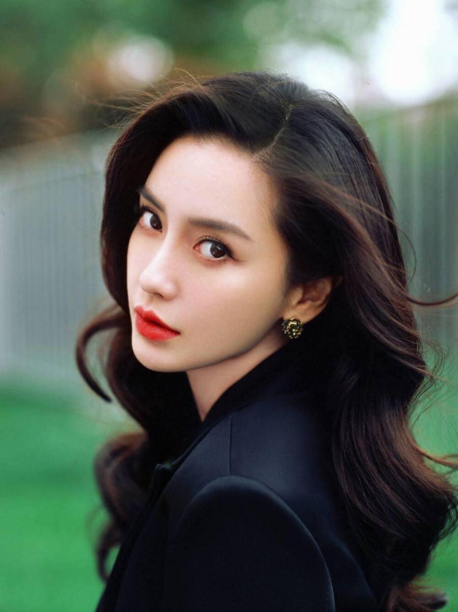 "脸在江山在"的杨颖终于风光不再:靠脸吃饭的代价