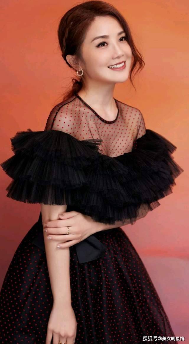 美女明星馆:蔡卓妍写真赏_才华_女神_乐坛