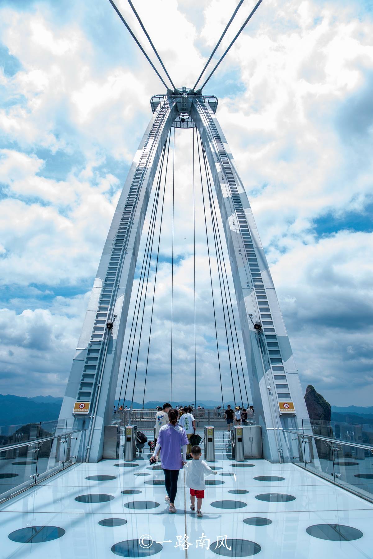 台州非常梦幻迷人的神仙居,李白赞不绝口,因桥多而成为网红_卧龙桥