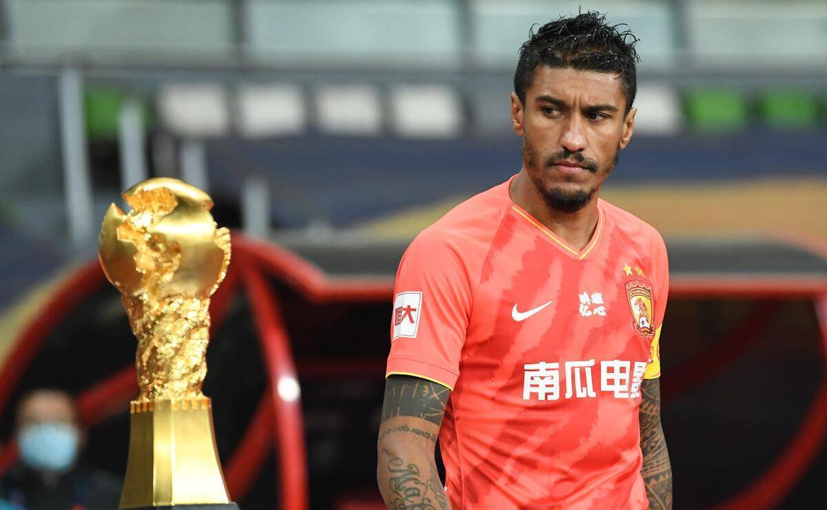 近日有巴西媒体曝出,保利尼奥即将跟广州队解约,重回巴西联赛效力.