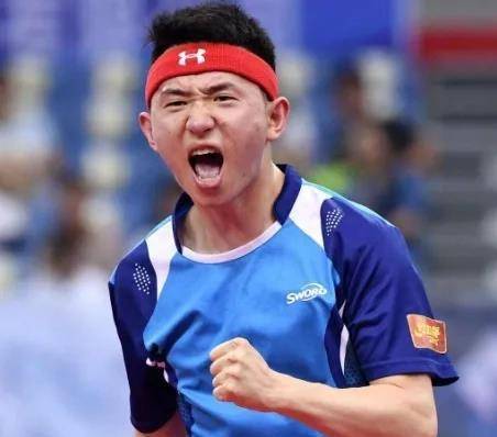 国乒名将郝帅做了什么?为何能让不知名球员无视他?_比赛_张煜东_裁判