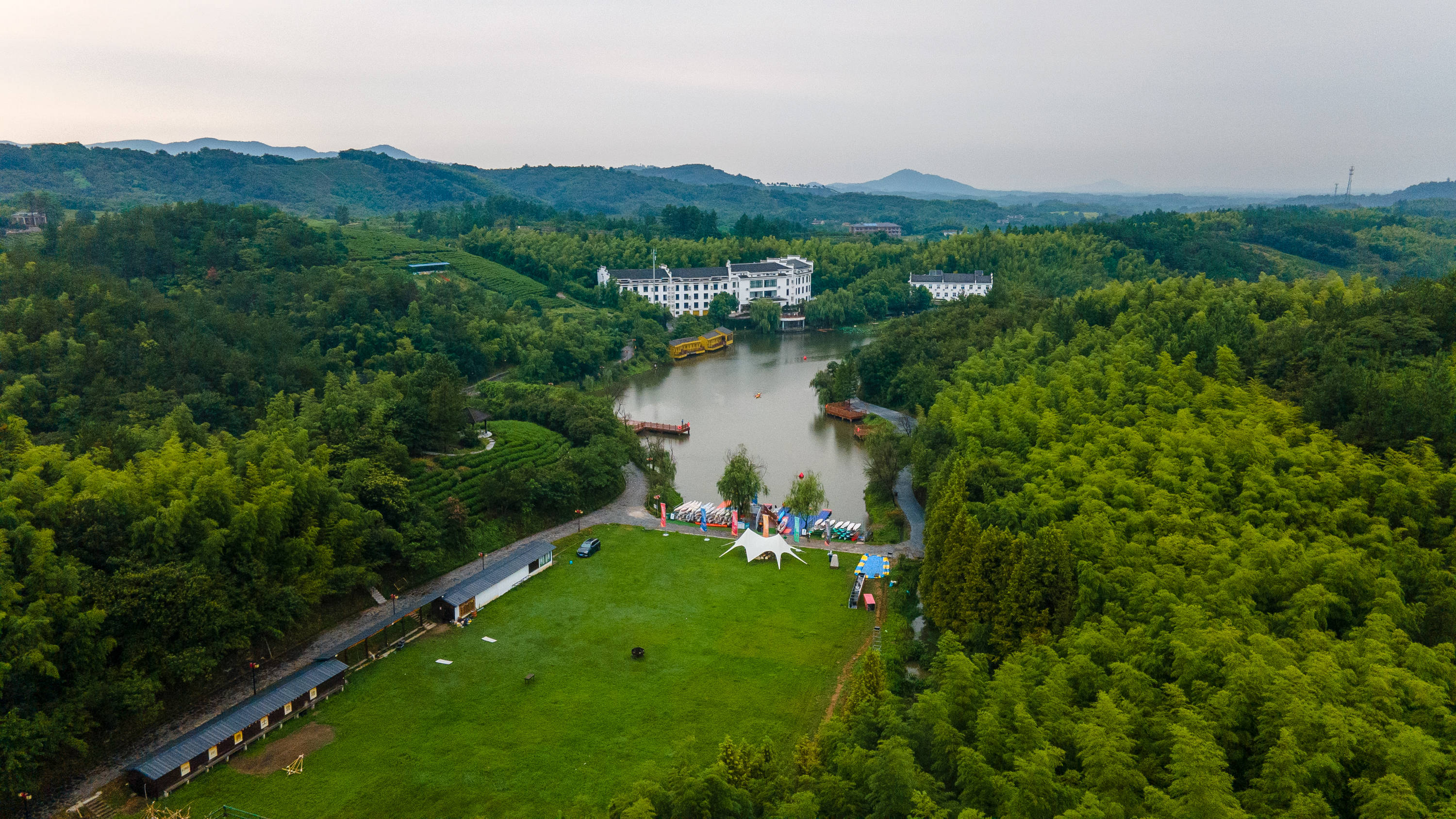 溧阳新晋网红打卡地,森林夜游神隐岚山,恍若走进了《山海经》中_景区