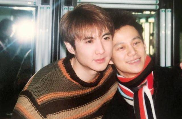 大叔也曾年轻过,沙溢嫩出水,沈腾颜值不输杨洋_时期_鲜肉_照片