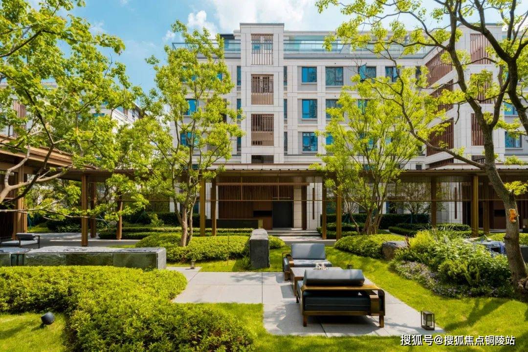 武汉金银湖-万科翠湖隐秀售楼处电话_售楼中心建发朗玥-楼盘详情-24