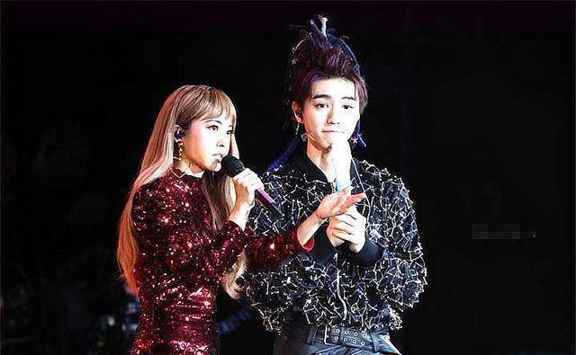 蔡依林惊喜现身王俊凯演唱会,调侃他姐弟恋怎么样?