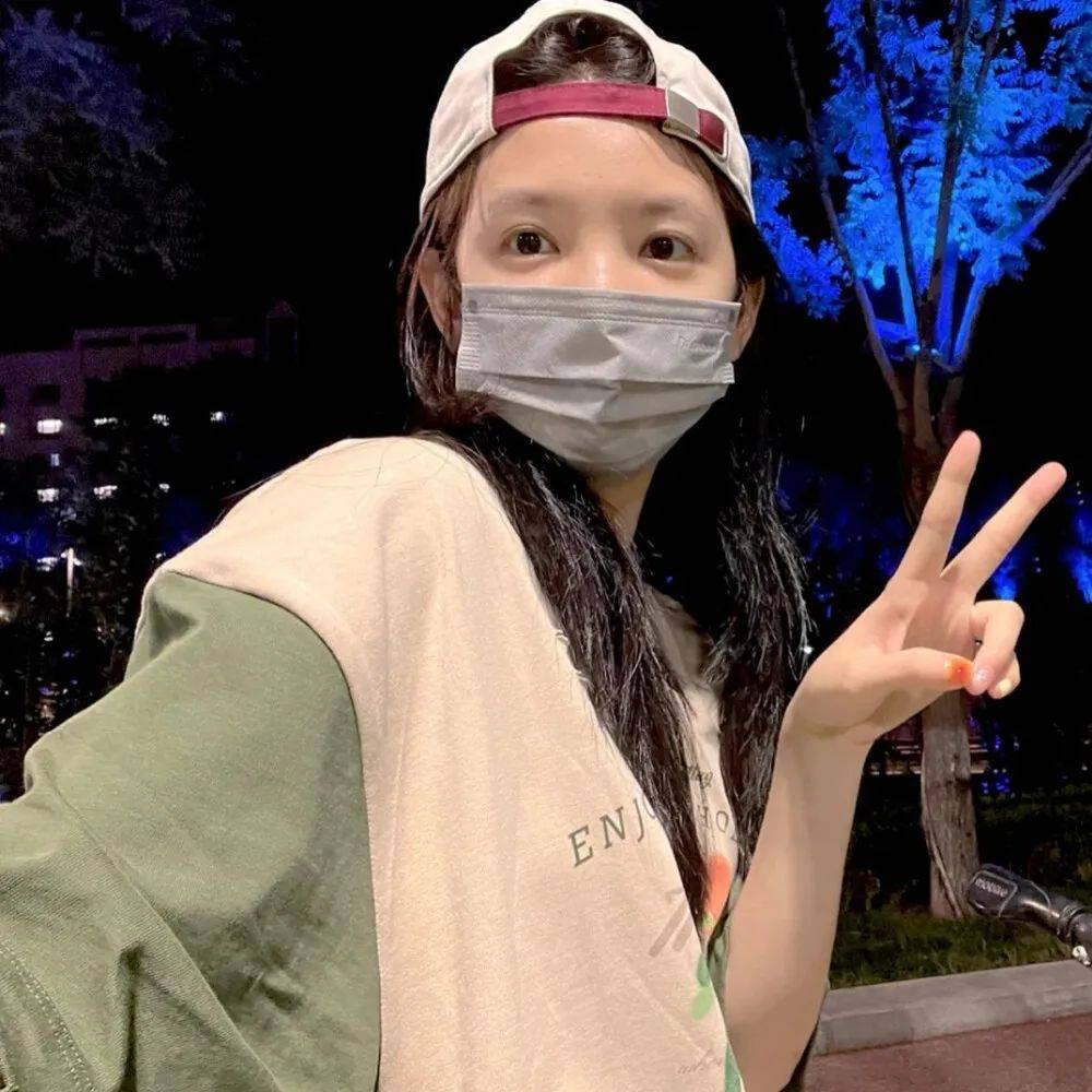 章若楠头像|永远有人更漂亮,做你自己就好了_网络