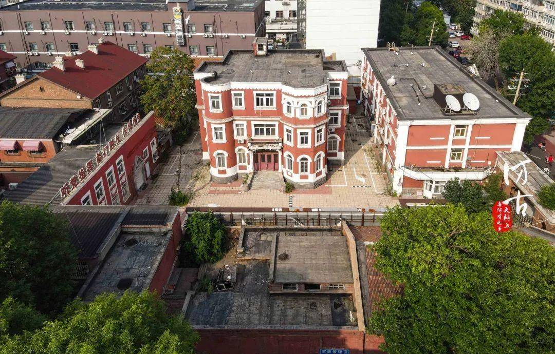 河北区三马路的军区大院里,居然还有一座这样的小洋楼_建筑_租界_年代
