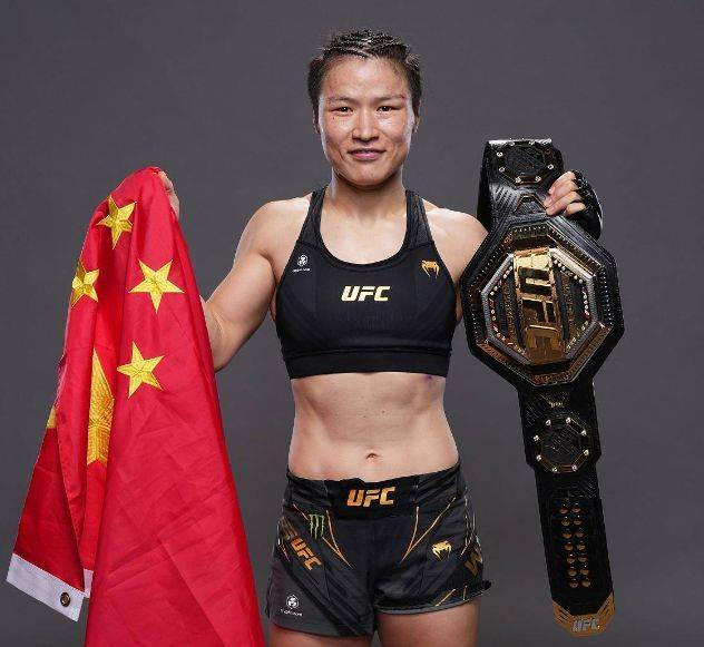 张伟丽:ufc女子金腰带的辉煌卫冕_选手_中国_成功