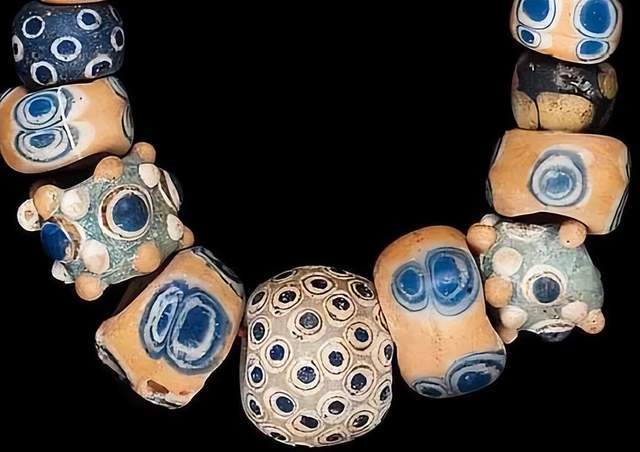 出廓璧 ,蜻蜓眼 ,秦式玉 —— 只要好玩 都可以研究_纹饰_战国_外缘