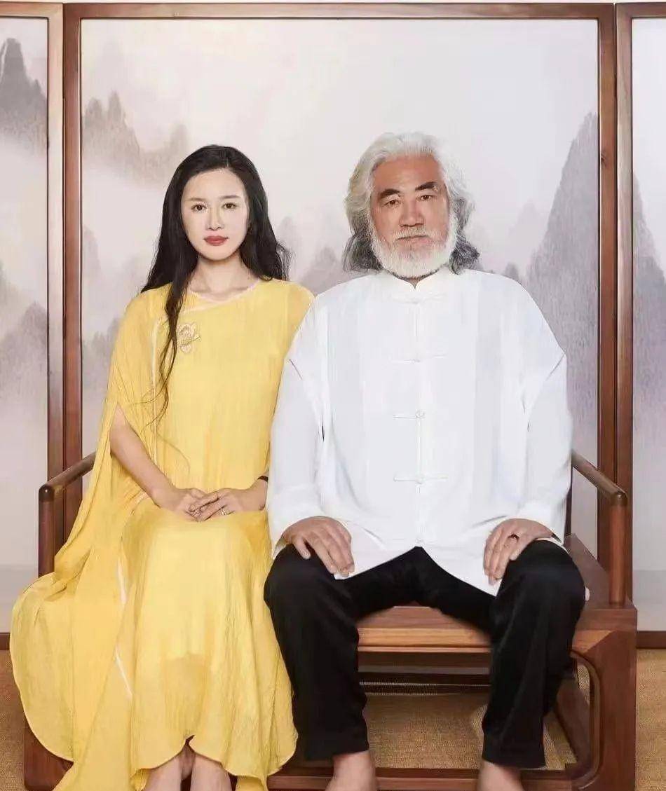 铿锵关注|杜星霖为什么愿意嫁给72岁的张纪中?_年龄_感情_生活