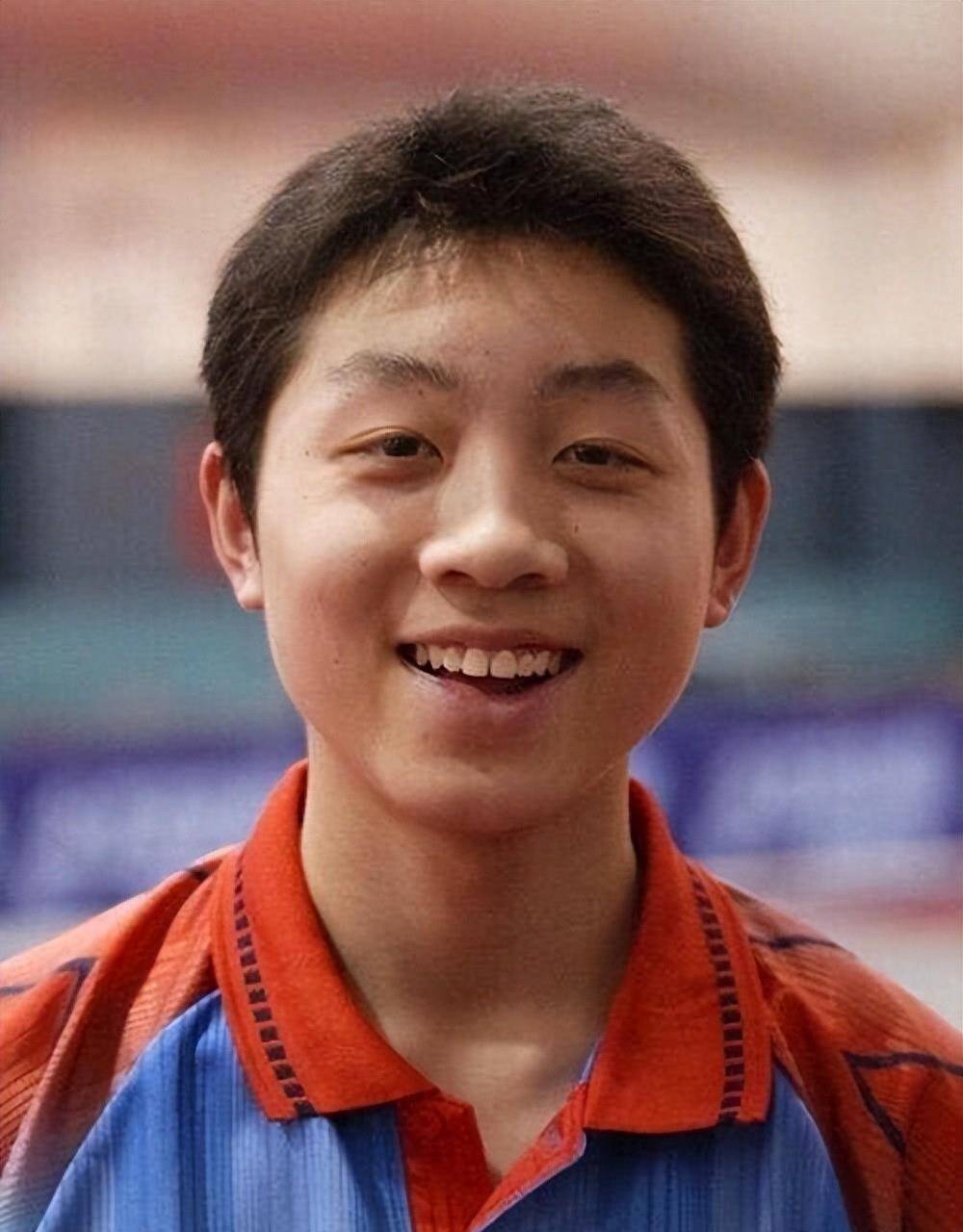 乒坛名将许昕:老婆是国乒第一女子,为他退役放弃整个职业生涯