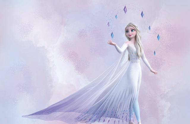 当艾莎女王换上现代装,躲过土气的北地服,看到旗袍装惊艳全场!