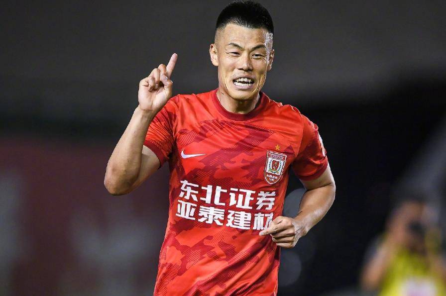 中超第23轮,谭龙梅开二度,长春亚泰3比1,力克沧州雄狮!