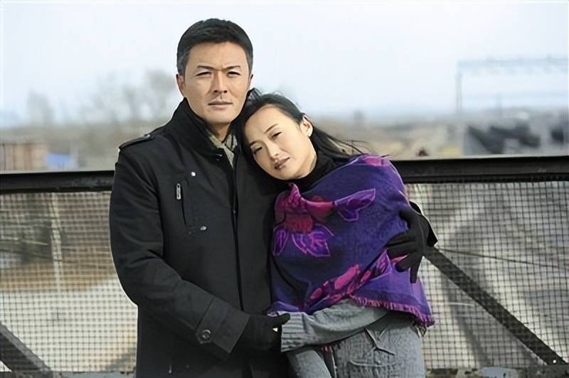 著名演员于小伟:我这辈子最正确的决定,就是娶了一个平凡的妻子