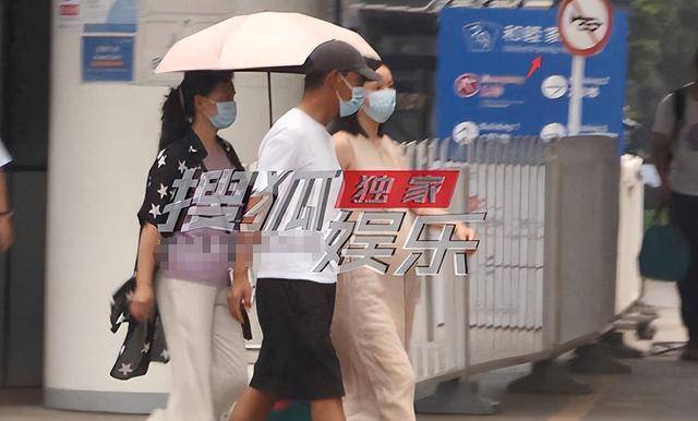 蒲巴甲携未婚孕女友入院产检,岳母贴心伺候_徐冬冬_感情_梁洁