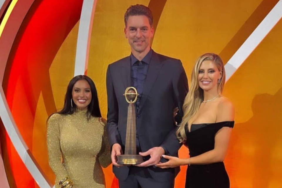 瓦妮莎祝科比生日快乐,守寡3年,拒绝多位nba球星追求_加索尔_时间