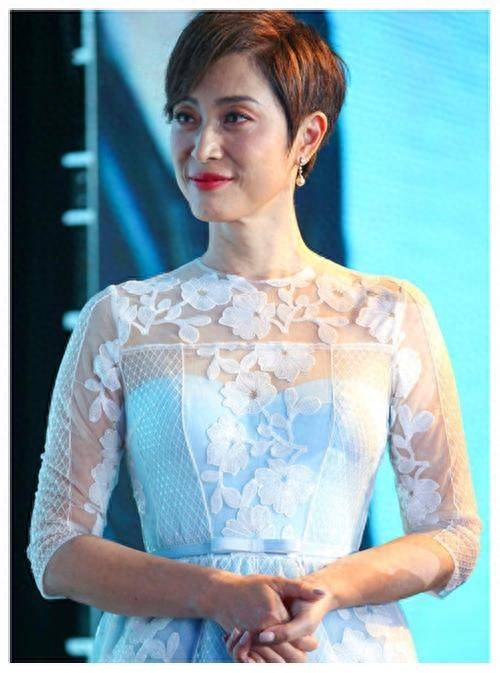 曝曾多次"悔婚",54岁陈法蓉认有爱情洁癖,对爱情悲观宁愿单身_感情