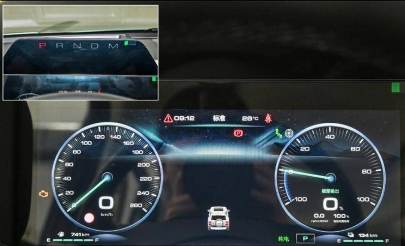 静态体验哈弗猛龙,或于成都车展上市形似路虎卫士 静态体验哈弗猛龙,或于成都车展上市形似路虎卫士