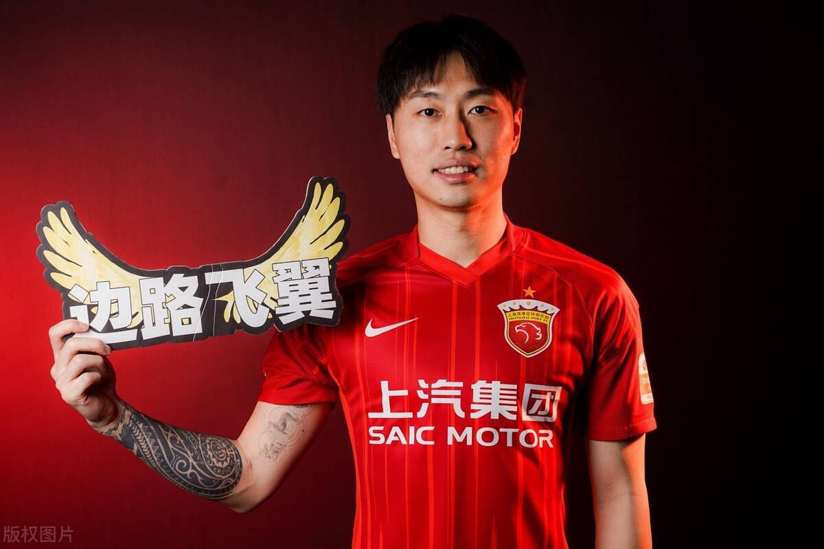 傅欢群嘲球迷:晚安键盘侠们,早点睡吧赚钱不容易明早还得去挤地铁.