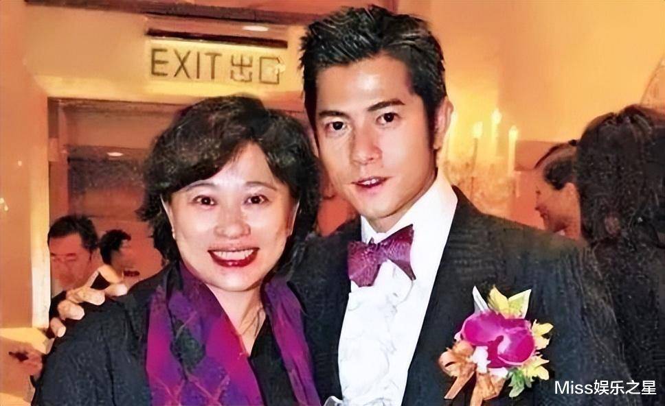 曾陪伴郭富城29年,送走熊黛林迎来方媛,年过60的小美仍孤身一人_香港