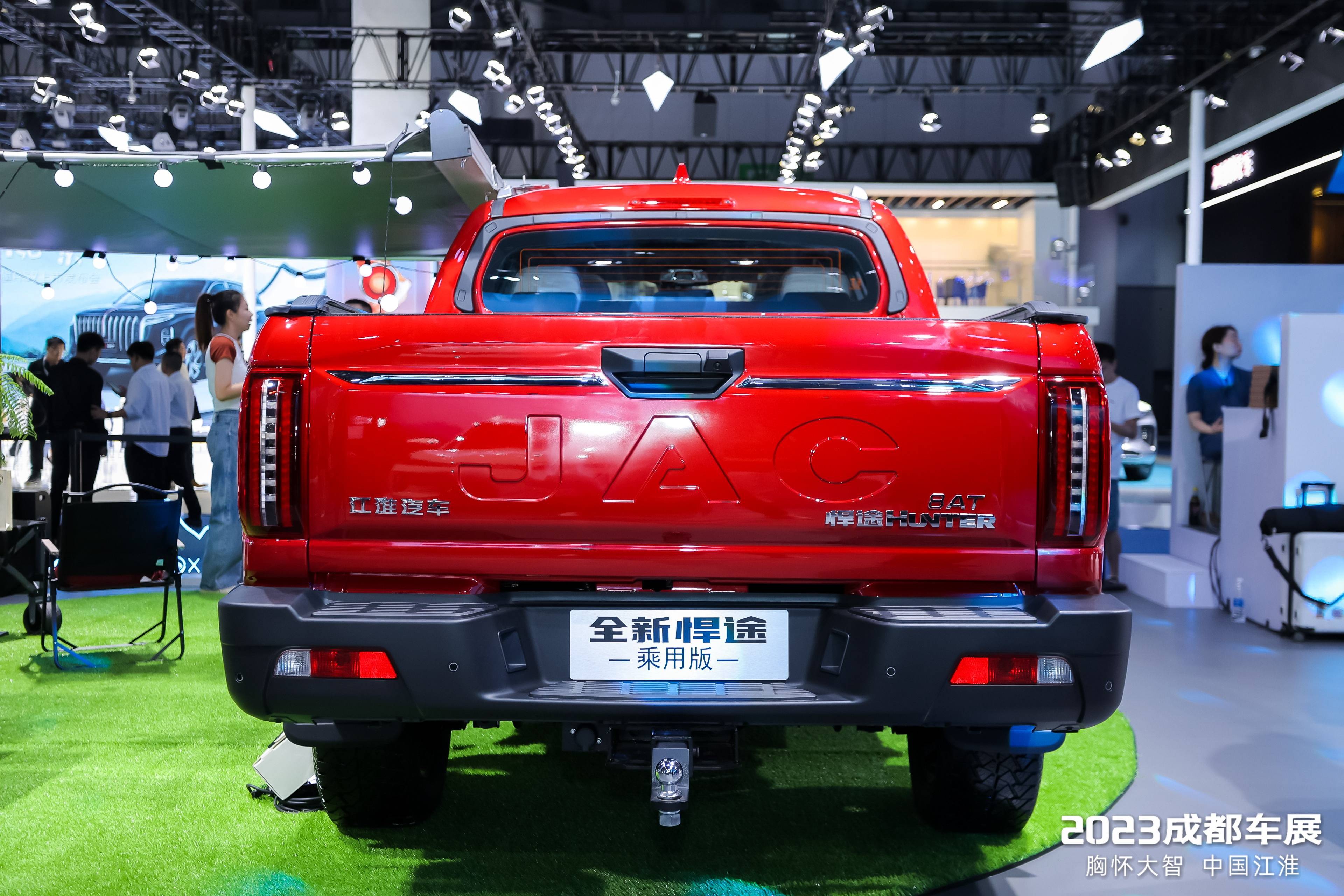 更豪华更舒适更智能更好玩,全新悍途乘用版亮相2023成都车展_搜狐汽车