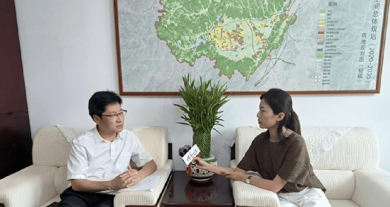 浦江县委副书记,县长胡作滔接受浙江之声记者专访翠湖"浦江"因浦阳江