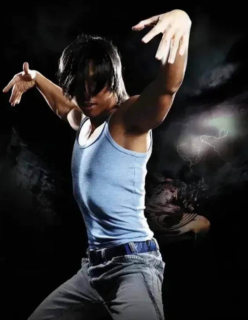 谢霆锋参演《龙虎门》,当拍到第13次时,甄子丹发飙了:收工,不拍了!