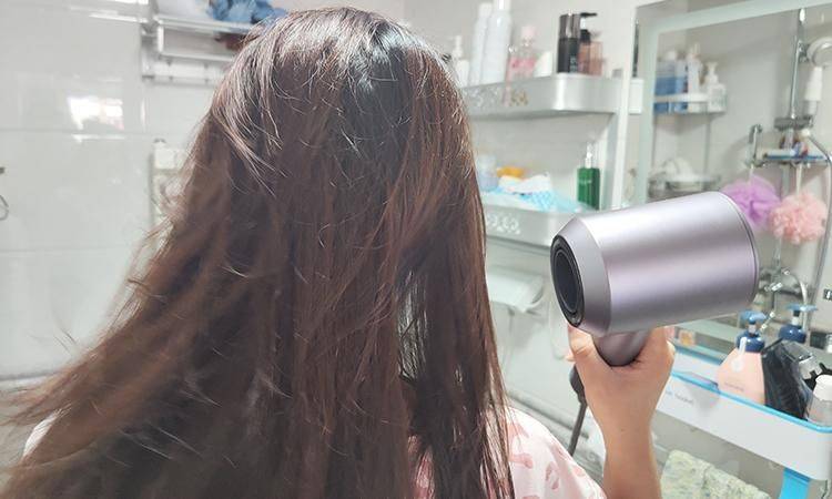 大宇温感高速吹风机:打造完美发型的必备神器