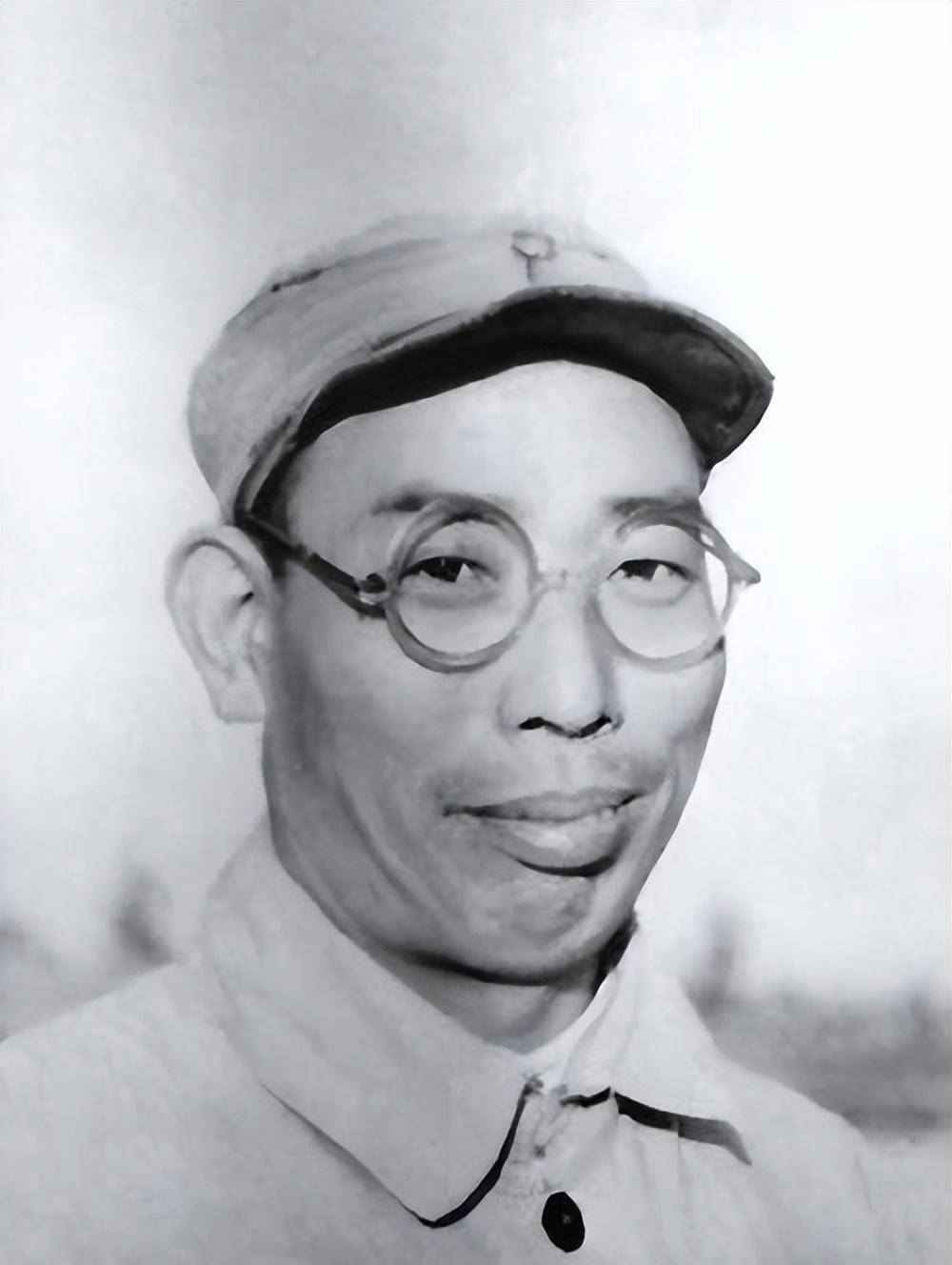 49年湖南解放,一老农找肖劲光:报纸上的司令像我死了20年的儿子