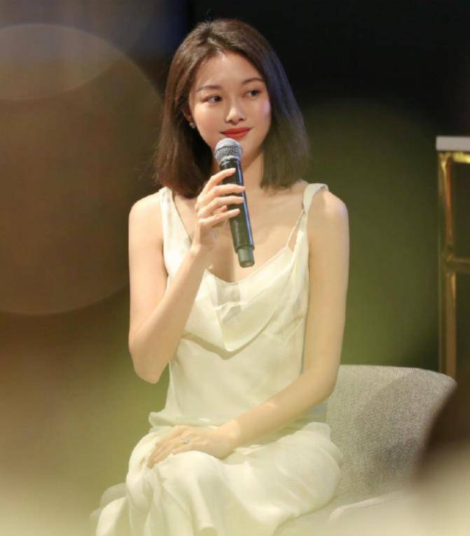 “名媛贵妇”晚晚：17岁当野模，21岁做小三，她远比你想的更聪明_搜狐汽车_搜狐网
