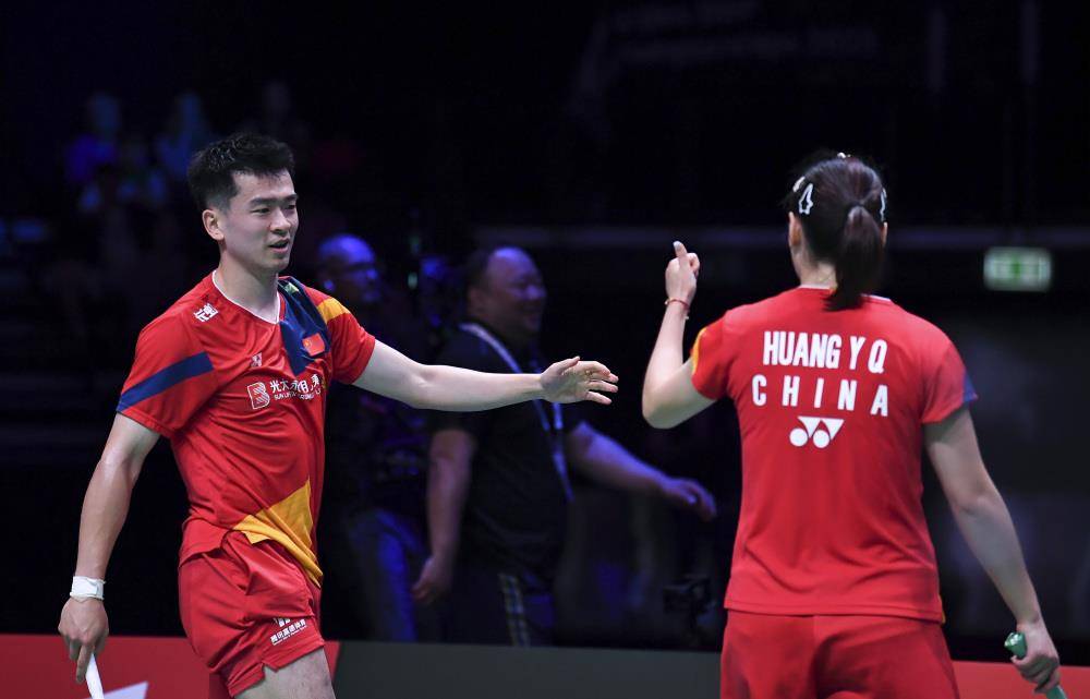 (体育)羽毛球——世锦赛:郑思维黄雅琼获混双亚军_比赛_新华社_任鹏飞