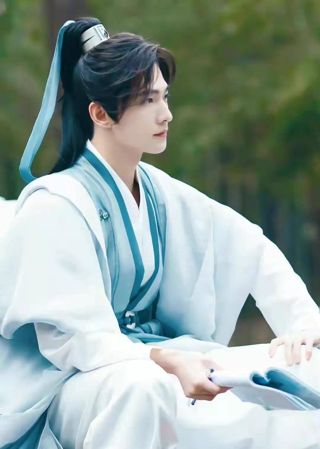 这十位新晋古装男神,谁才是你心目中的top1?_陈情_肖战_蓝湛