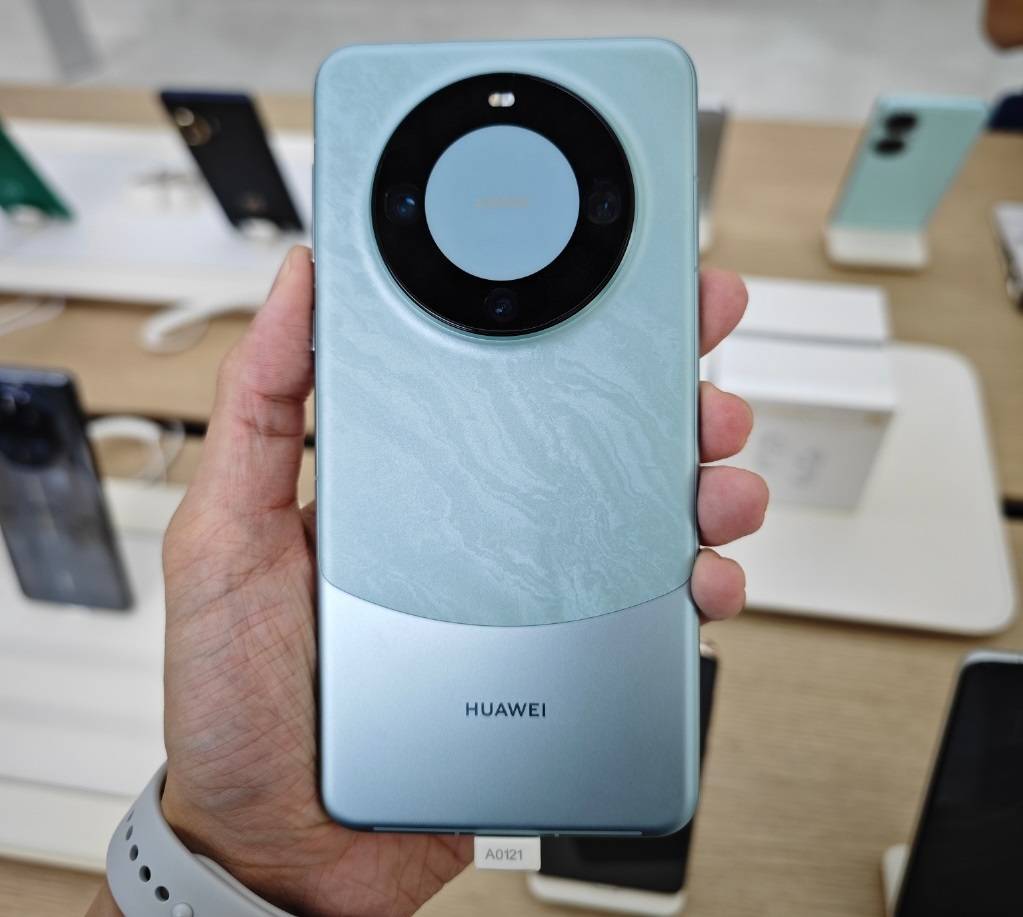 华为mate60 pro突然开卖,12gb 512gb 卫星通话,仅售6999元_旗舰_支持