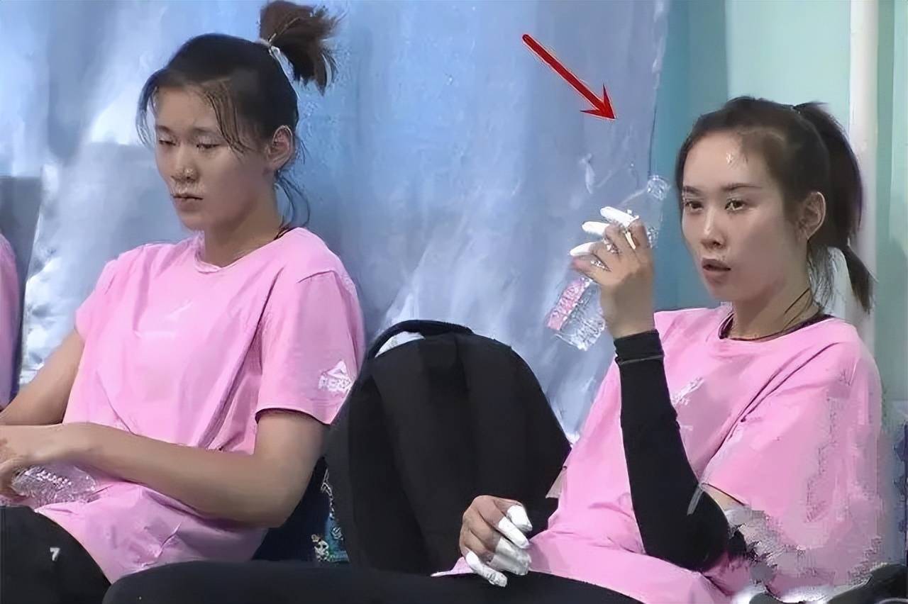 李雅楠:天津女排的灵魂人物,从朴素的女孩变成了气质美女_技术_老将