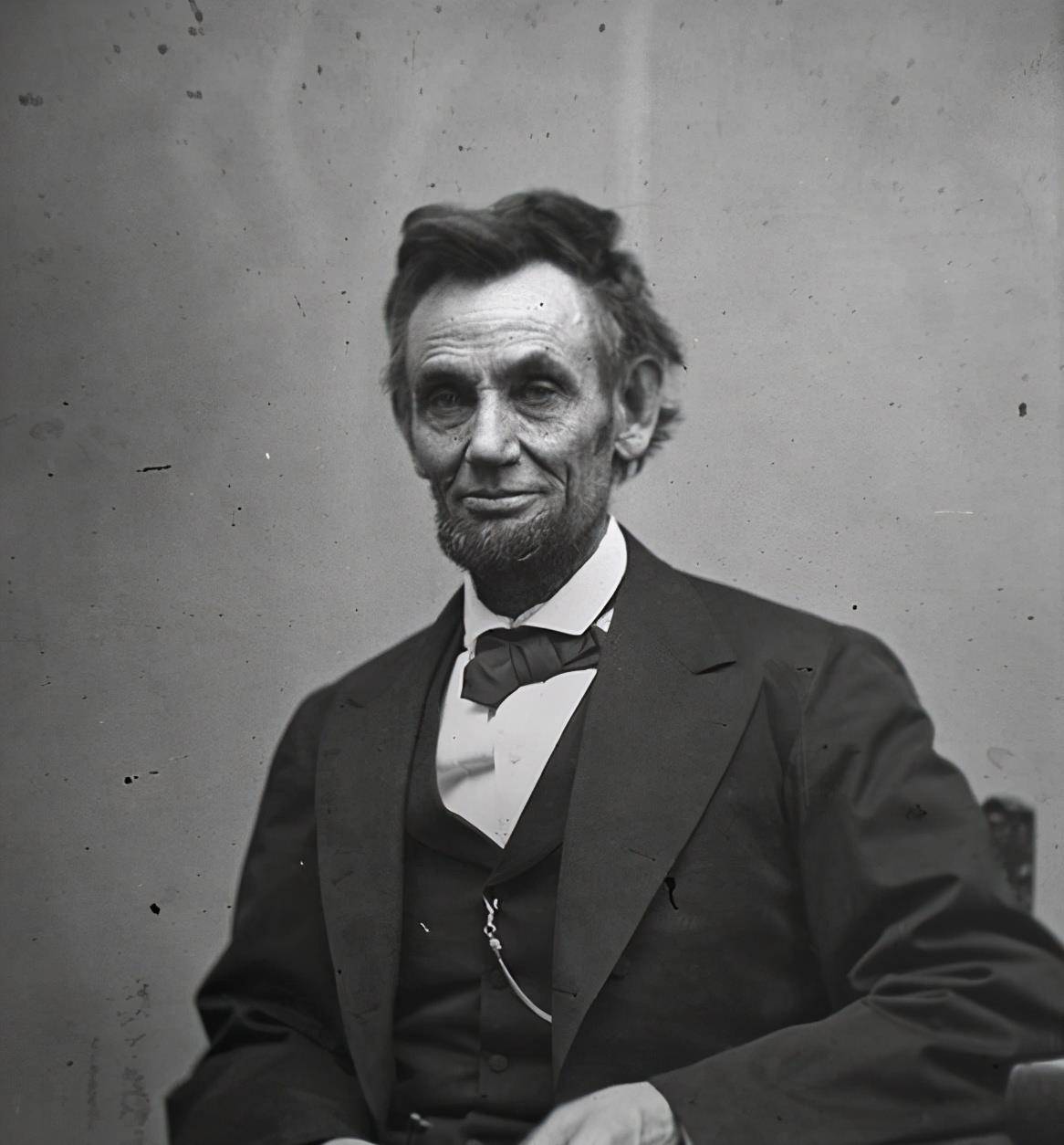 林肯总统夫人:她如愿以偿成了"第一夫人",却最终疯癫落寞而亡_玛丽