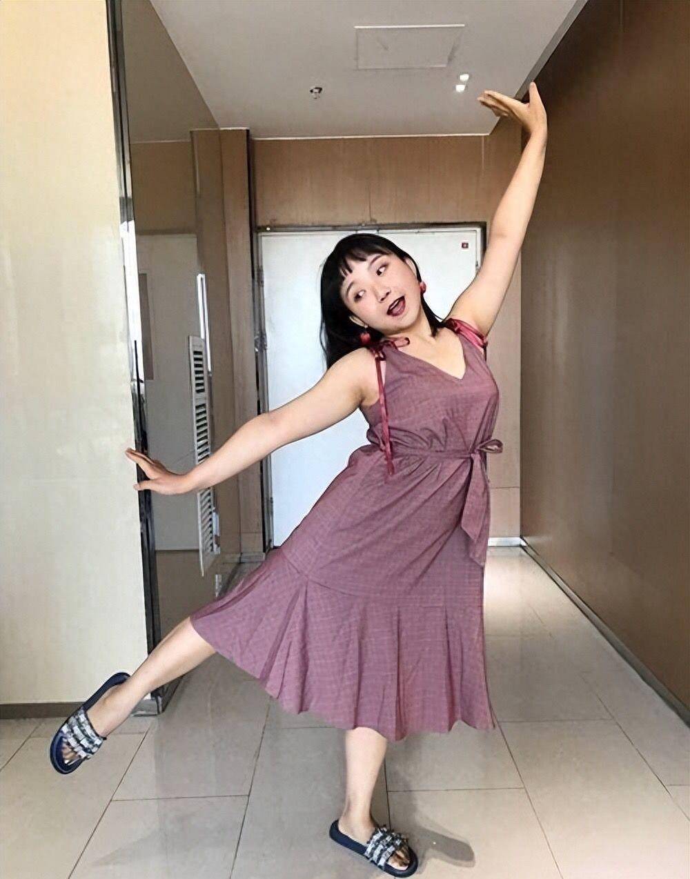 辣目洋子体重身高图片