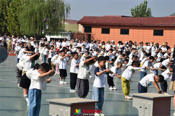 开笔启蒙 慧悦人生——徐州市柳新实验小学举行一年级开笔礼仪式_祝福