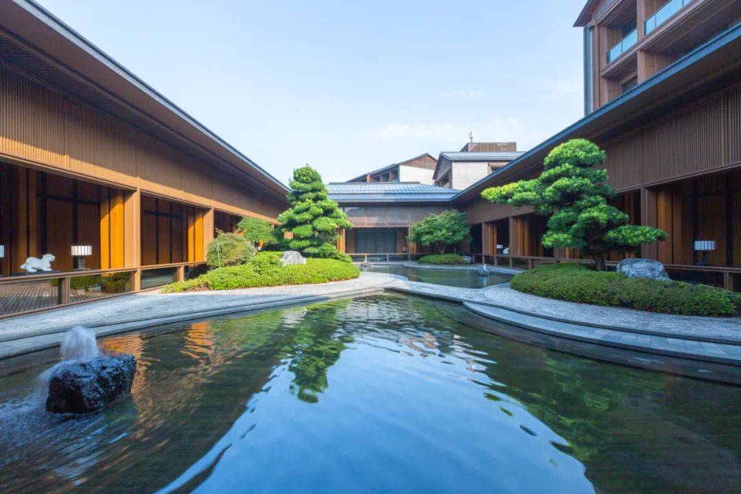 跨山见城,隐于山谷间,这是湘湖逍遥庄园如此迷人的不二法门_别墅区