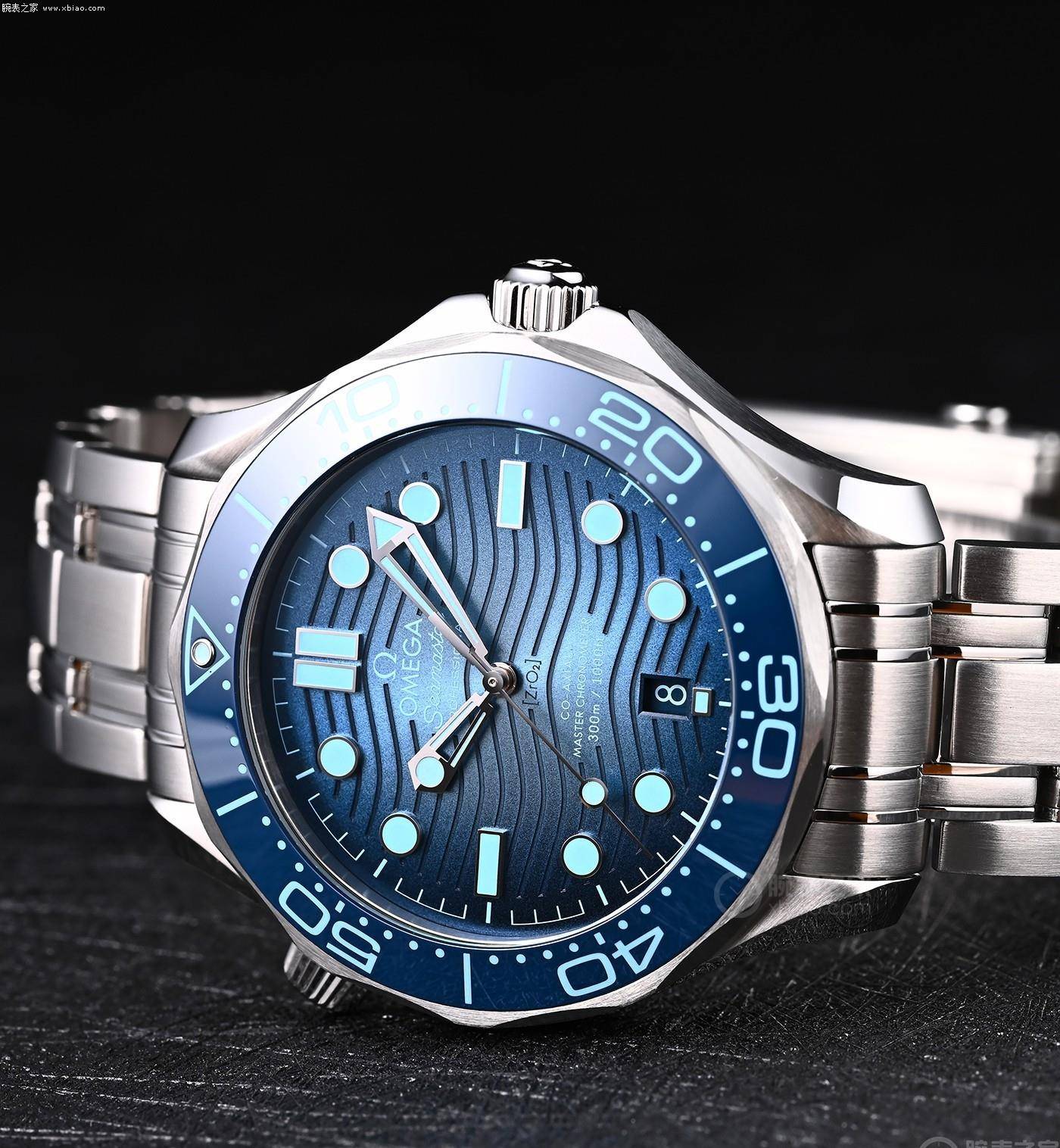 公价45000,欧米茄"冰蓝"海马比水鬼还有吸引力_蓝色_机芯_颜色