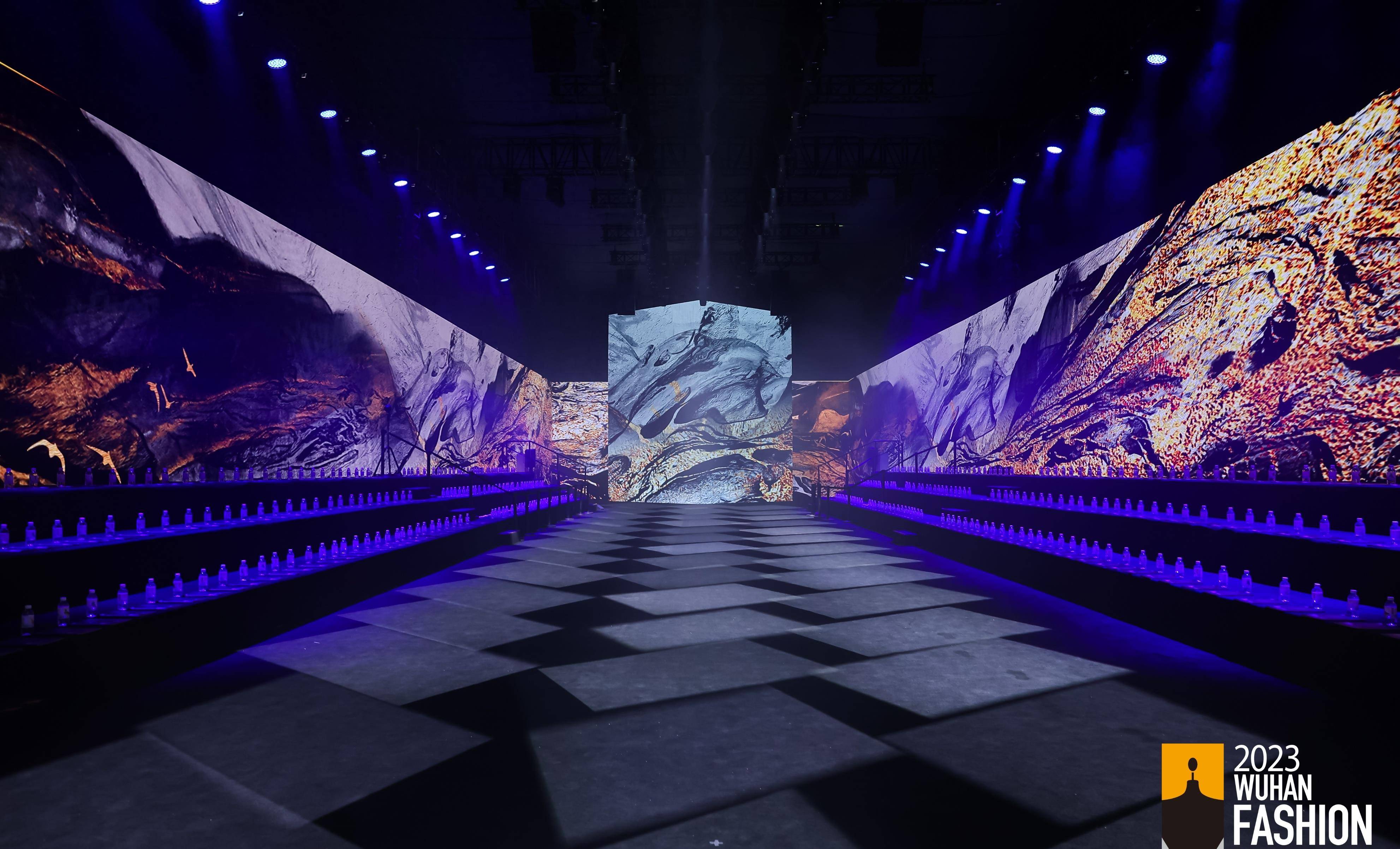 原创多元化时尚庆典英雄无限之城2023时装周品牌发布会圆满结束