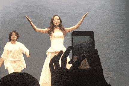 韩雪团队公关能力为零,发律师函撞脸蔡徐坤,你的初心呢?