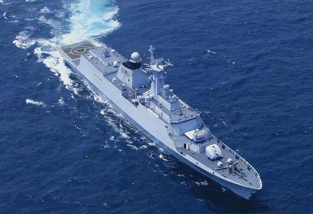 中国最大护卫舰排水量图片