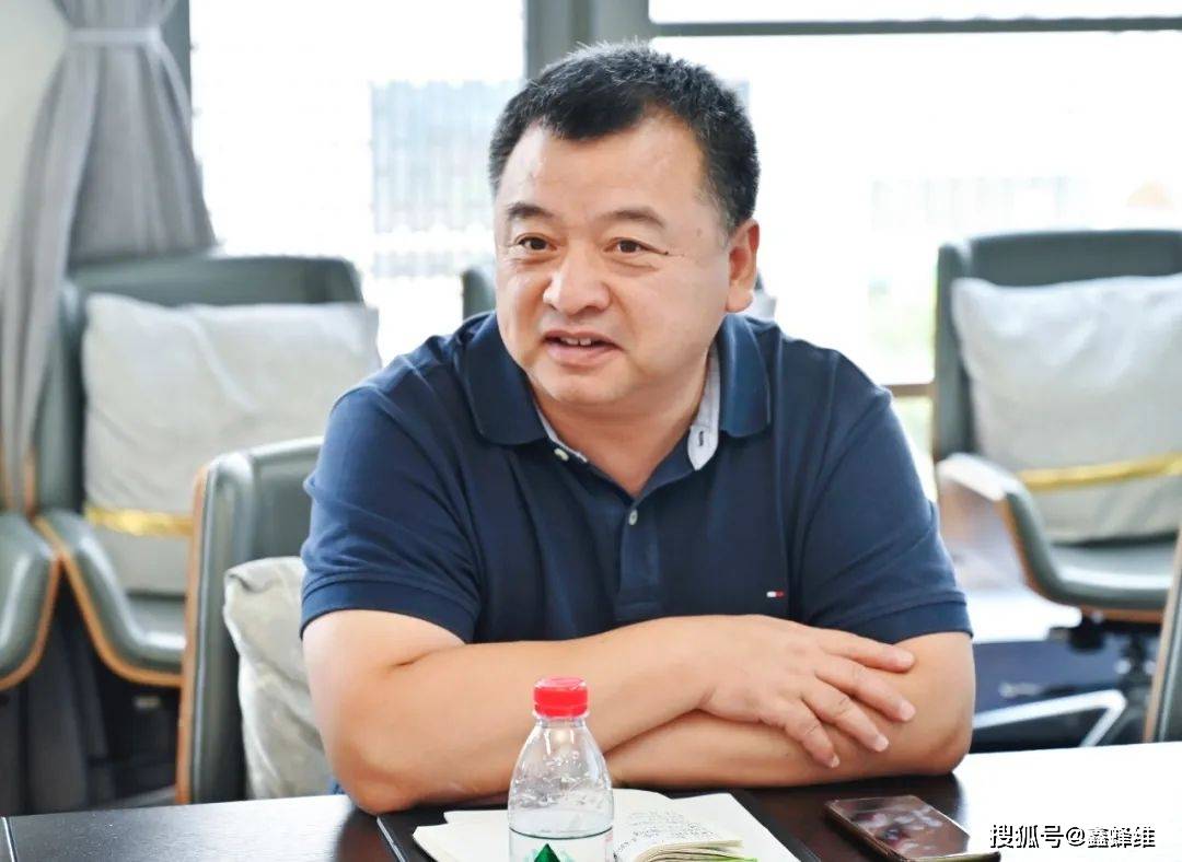 大连市沙河口区区长姜茂生一行来访鑫蜂维考察城市数字化运营中心项目