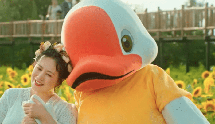 沈腾女子又被嘲,带娃出镜被网友教育,回怼网友被指阴阳怪气_王琦_马丽