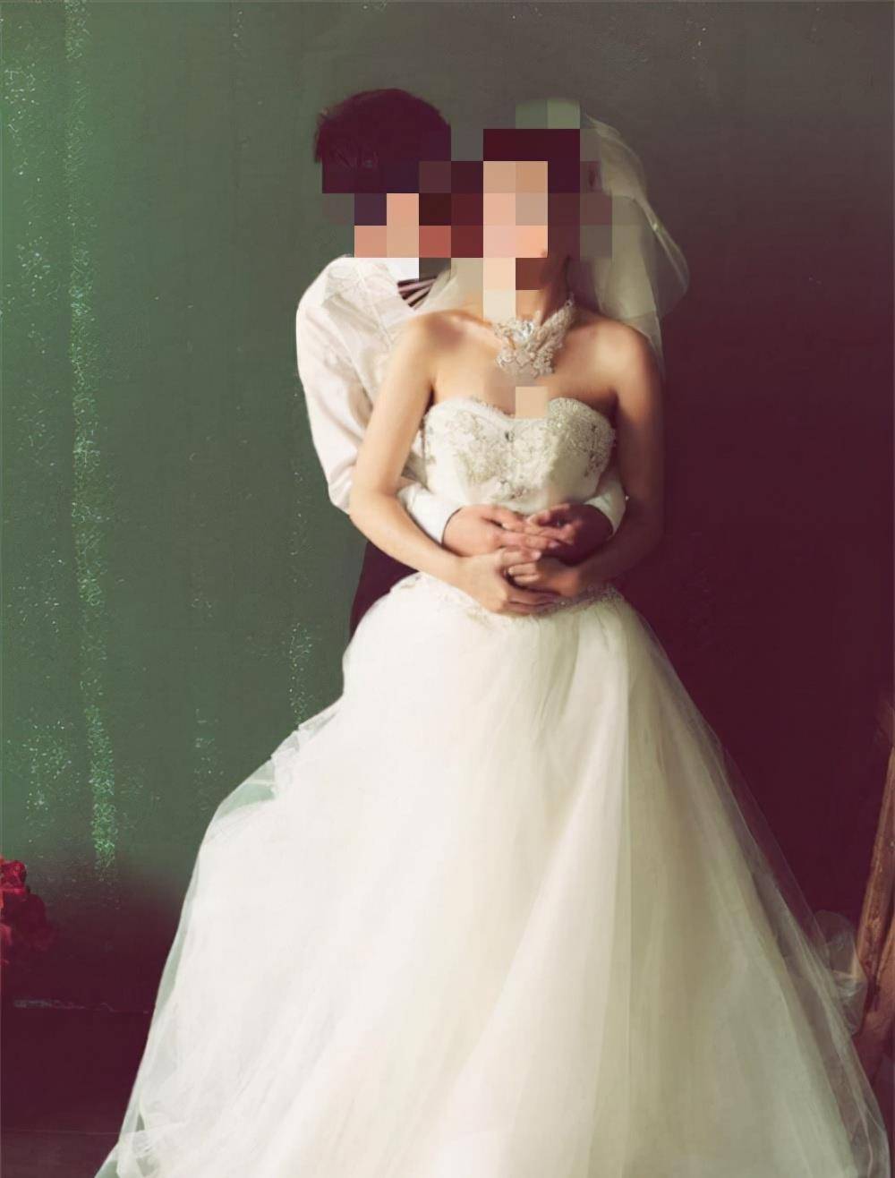 因怀疑娇妻出轨,当百日女儿面连捅妻子60多刀_祁可欣_生活_孩子