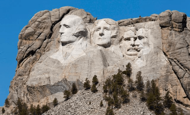 400名工人耗时14年,在一座山上雕刻了四位美国总统头像!