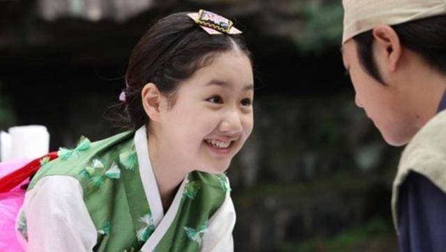 《穿透屋顶的highkick》的郑海丽,5岁开始演戏,陈智熙继续努力_电视剧